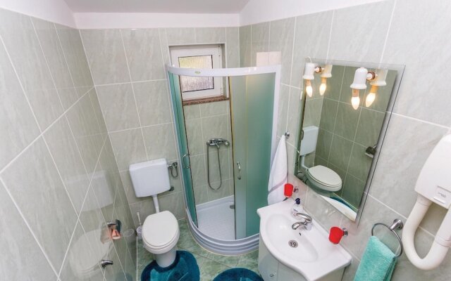 Stunning Home in Krk With Wifi and 2 Bedrooms