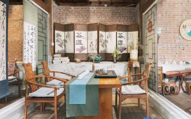 Yicai Jiaxiu Meisu Hotel (Guiyang Dashizi Jiaxiu Building)