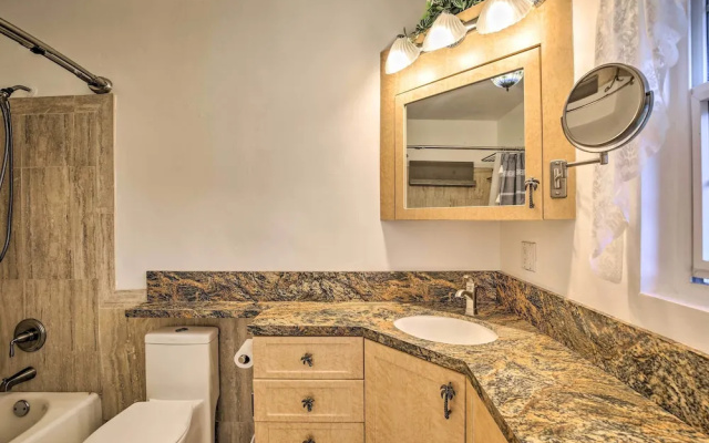 Private Pool & Dock: Coconut Creek Home!
