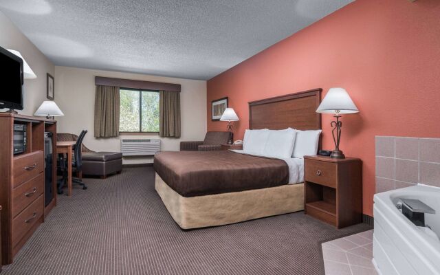 AmericInn by Wyndham Tofte Near Lake Superior
