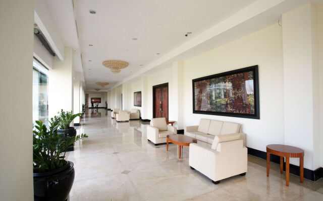 Sintesa Peninsula Hotel Manado