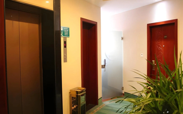 Greentree Inn Shanghai Caoan Road Textile Express Hotel