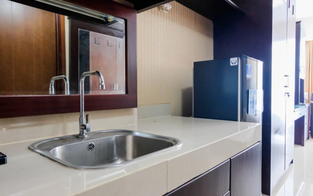 Modern Comfy Studio Apartment at U Residence