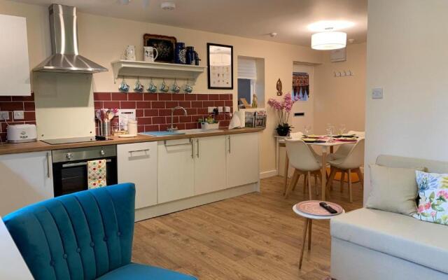 Pristine Apartment in The Centre of Glastonbury