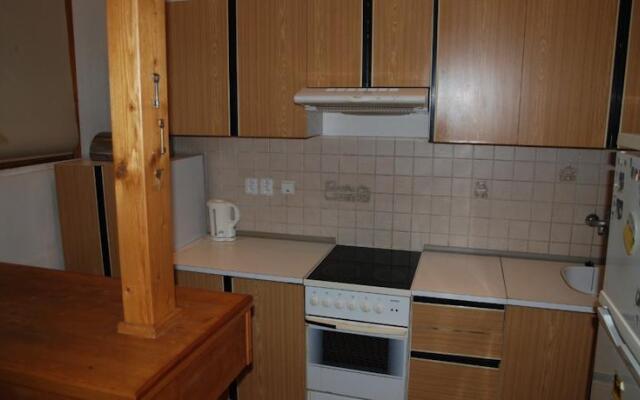 SATURNIN, café-bar, guesthouse