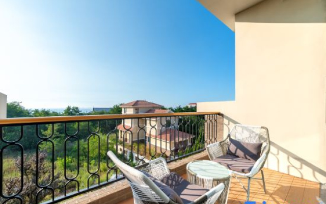 Yantai Guanlanshu Island Resort Hotel (Yangma Island Resort) – Balcony – Yantai