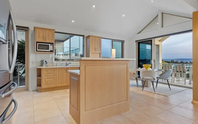 Sunset View Luxury 4 Bedrooms With Sauna