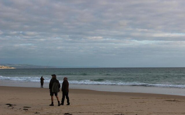 Bott's Beach Retreat