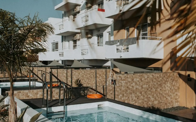 Golden Star Hotel - Adults Only (+16)