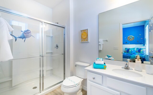 Solterra - 7008 Oakwood Street