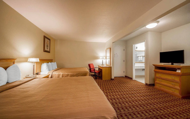 Quality Inn & Suites Capitola By the Sea