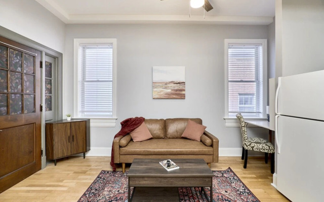 White House at Grand Central