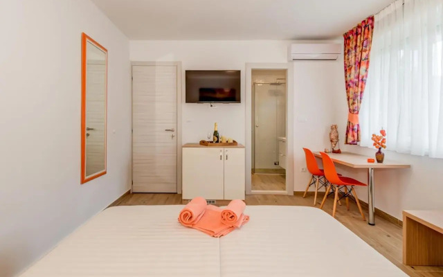 Coloured Rooms
