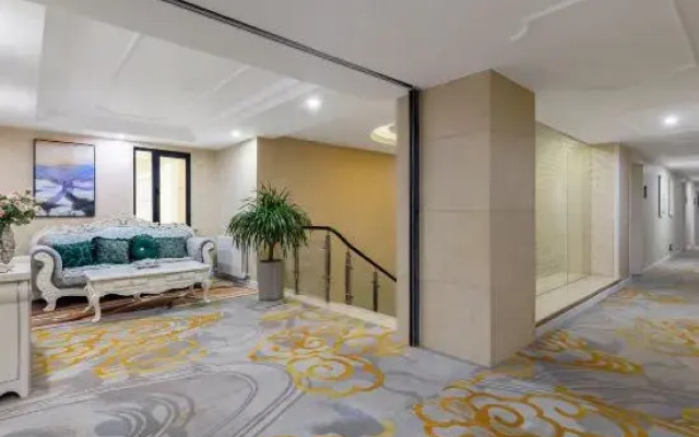 Zhengzhou Donghu Hotel