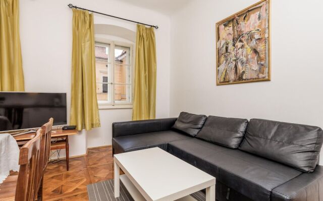 Beautiful Apartment in Volosko With 2 Bedrooms and Wifi