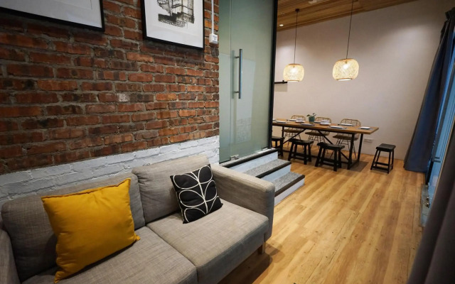 Chaos Boutique Hotel