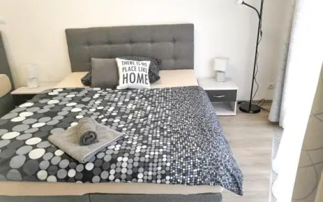 Element Prag Airport Apartment