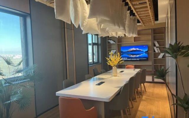 Unknown Li Panyu Hotel (Jingkai Fujikang Branch)