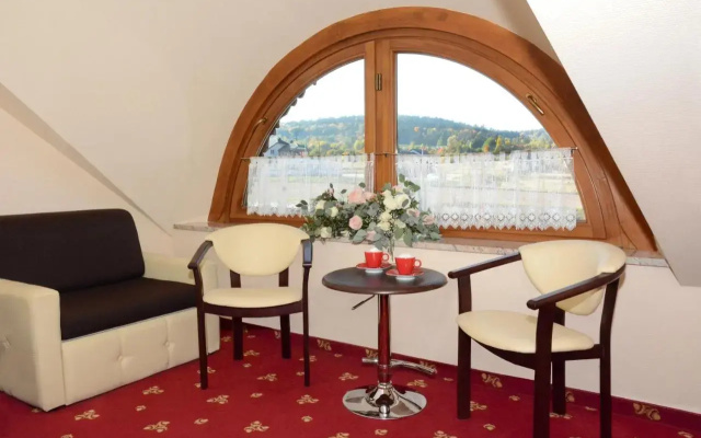 Hotel Świętokrzyski Dwór