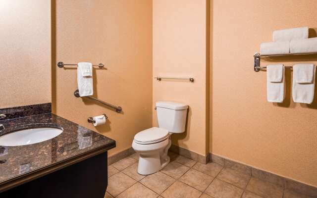Best Western Plus Estevan Inn & Suites