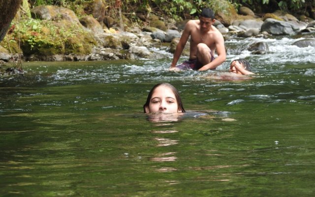 Biohostal Mindo Cloud Forest