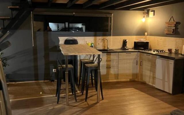 Charmant logement avec jacuzzi et sauna