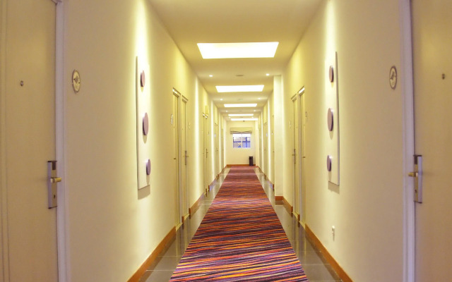 Hotel Vio Express Surapati Bandung