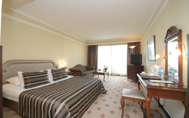 Karaca Otel