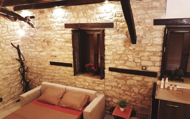 House of Stone Vliho - 2.5km from Nidri