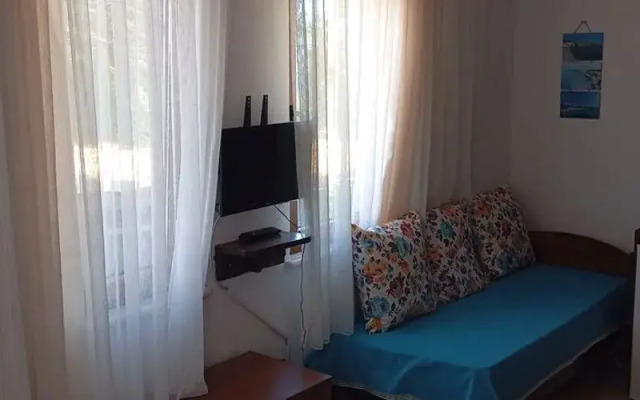 Adalı Pansiyon