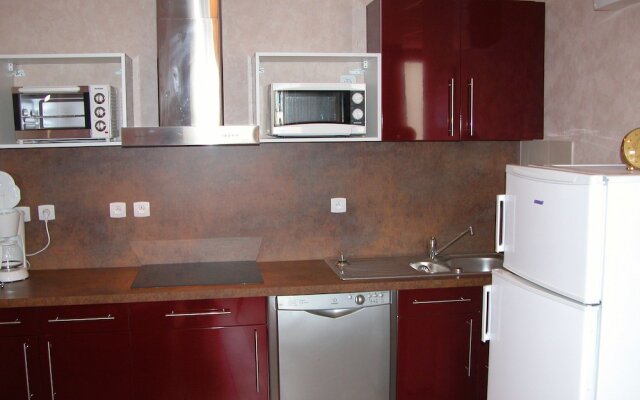 Aquanerius Residence