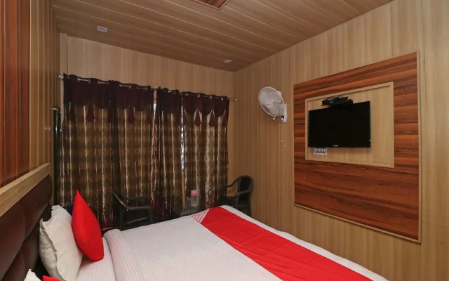 OYO 18631 Hotel King's