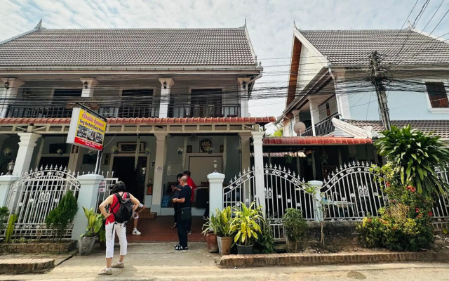 Singharat Guesthouse