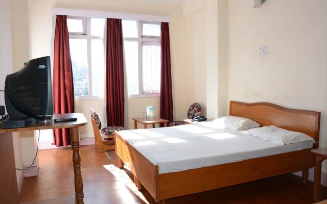 Hotel Basant