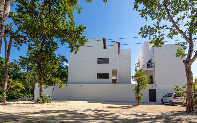 KA'A New Penthouse Private Rooftop Pool