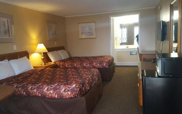 Vandalia Travelodge Dayton Airport