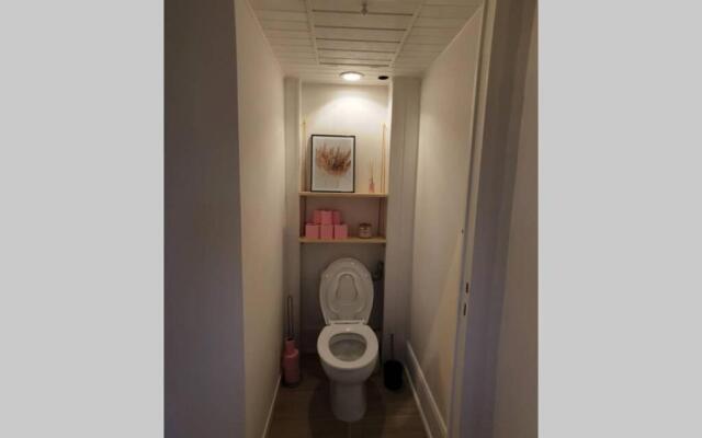 Appart'Hôtel Le Strasbourg - RENOVÉ, CALME ET NETFLIX