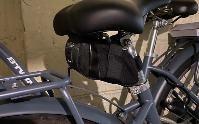 Comfy 1-bedroom Apartment With Side Seaview