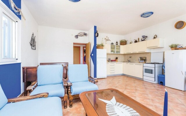 Stunning Home in Barbat With Wifi and 2 Bedrooms
