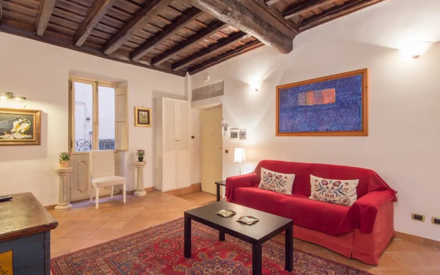 RSH Trevi Fountain Apartment 2