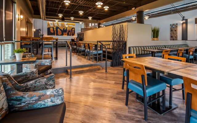 Best Western Premier Ankeny Hotel