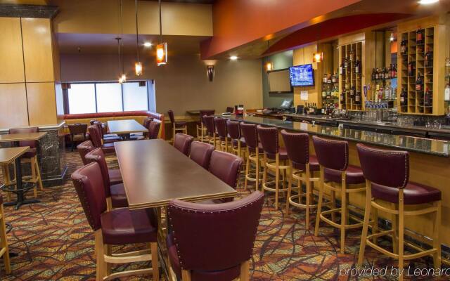 Delta Hotels by Marriott Seattle Everett