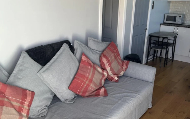 Modern One Bedroom Chalet With Central Heating