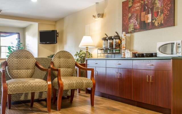Quality Inn & Suites