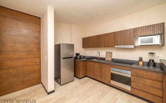 Condo Ophelia by mYYc
