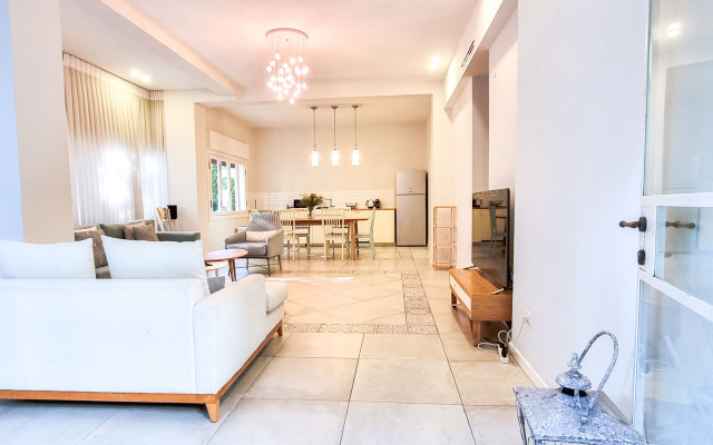 Apartment Pastel, 2BR, Tel Aviv, Center, Masaryk Blvd, #TL41