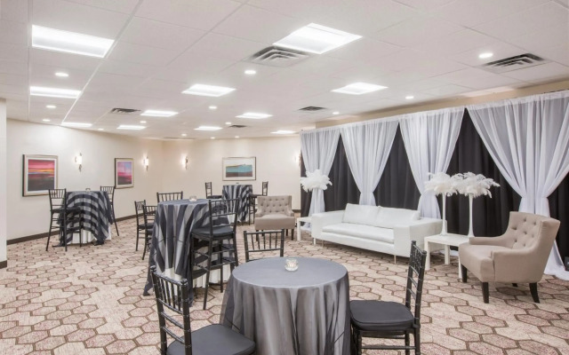 AC Hotel by Marriott Lake Oswego