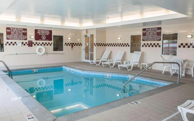Comfort Suites Southport