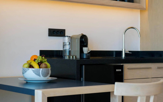 Oscar Suites & Village