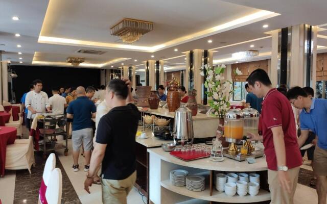 Muong Thanh Thanh Nien Vinh Hotel